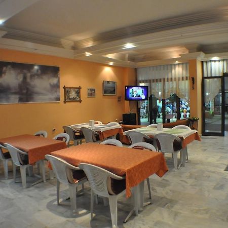 Akerdem Hotel Kusadasi Exterior photo