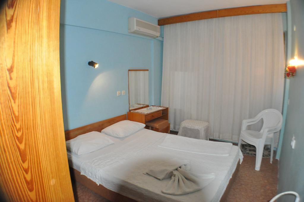 Akerdem Hotel Kusadasi Exterior photo