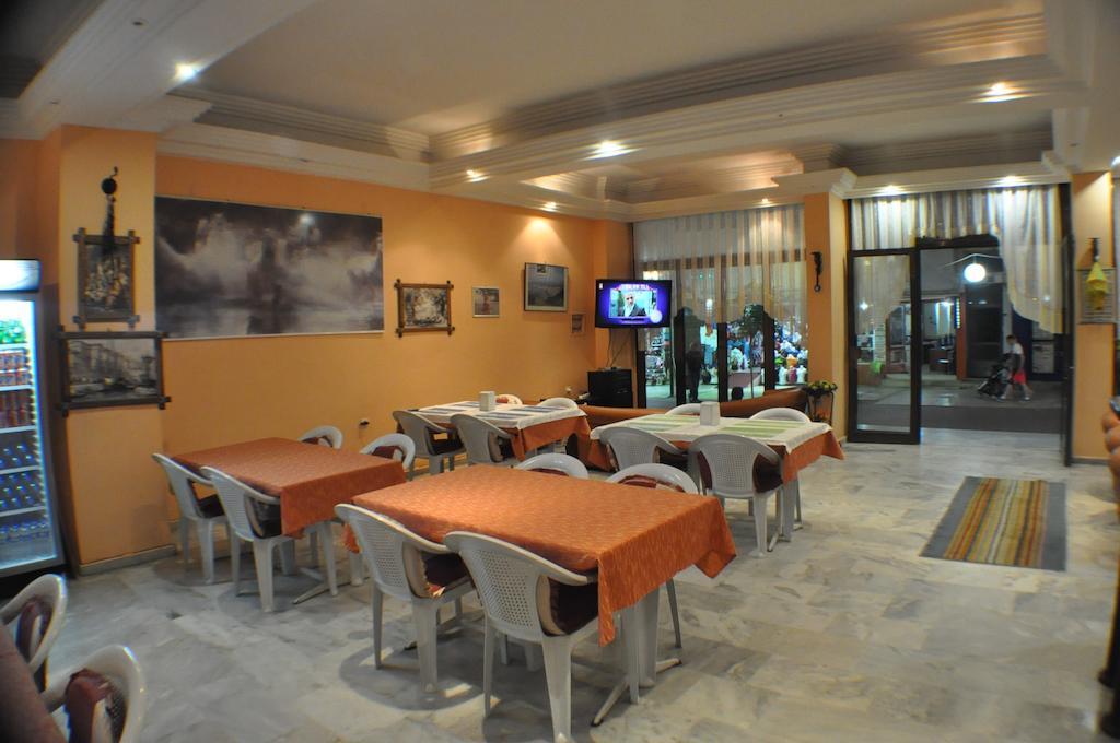 Akerdem Hotel Kusadasi Exterior photo
